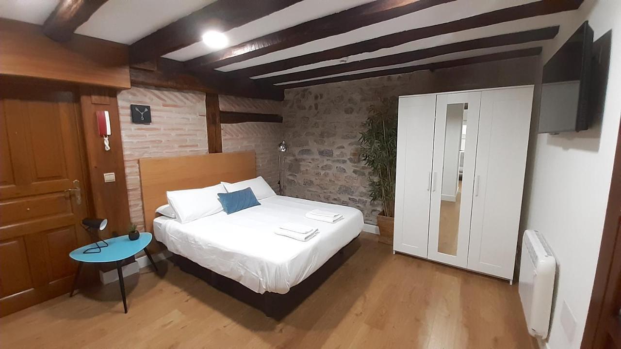 Luxury In Old Town Near Beach By Www,Sansebastianapartments,Es San Sebastian Exterior photo