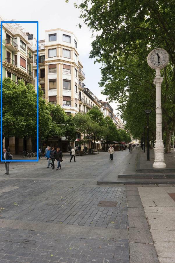 Luxury In Old Town Near Beach By Www,Sansebastianapartments,Es San Sebastian Exterior photo